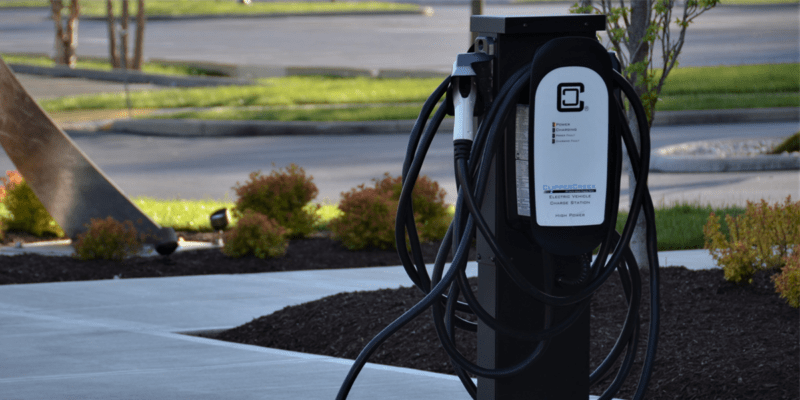 B27 | News : Bornes de recharge électrique